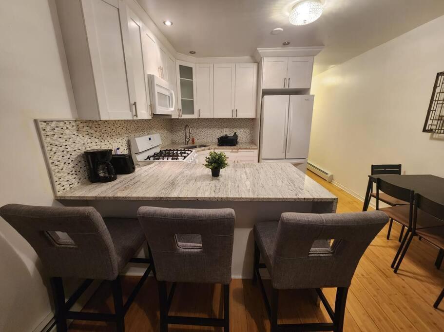 Cosy Modern Home Mins To Nyc! Union City Exterior foto