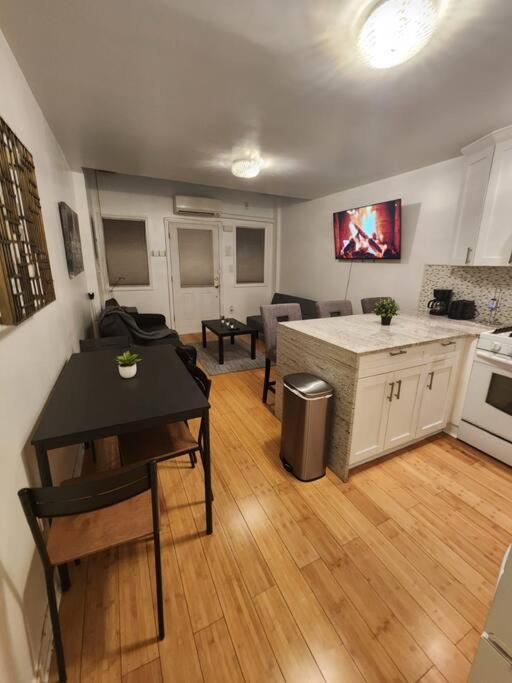 Cosy Modern Home Mins To Nyc! Union City Exterior foto